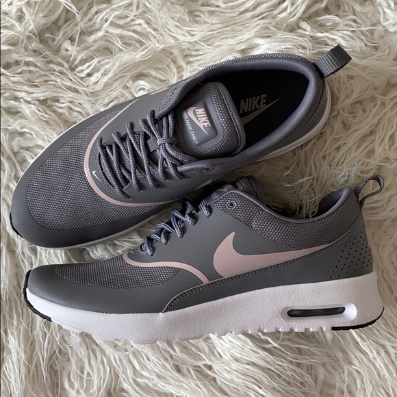 NWT Nike Air Max Thea - Picture 4 of 8